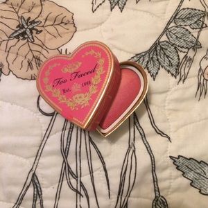 Too Faced Sweethearts Perfect Flush Brush